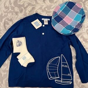 Long sleeve shirt, hat & socks . Boys size 3T.